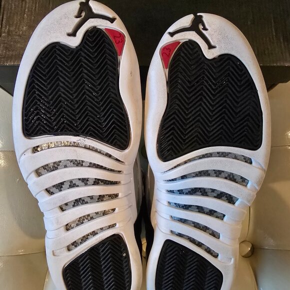Size 8 - Air Jordan 12 Retro 2012 Playoff main image 6
